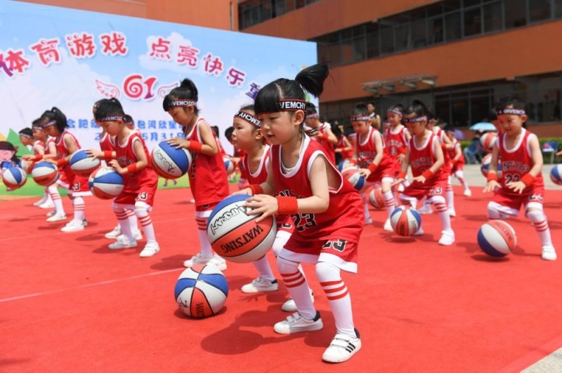 绝境不是终点，而是无数个深夜里重复了千万次的那个起点