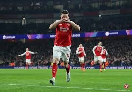 德扑 GTO 策略：完美数学模型与剥削式策略在实战中的平衡应用。（德州扑克 GTO 与剥削打法：数学最优与实战平衡之道）