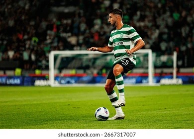 媒体人：青岛西海岸球员徐彬计划留洋，目的地有英国